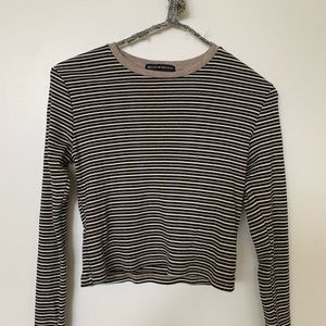 🤎BRANDY MELVILLE SANTANA TOP🤎